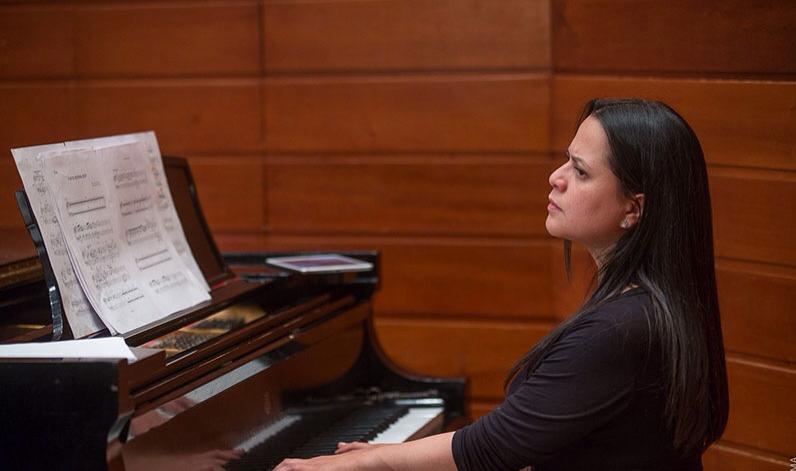 La pianista colombiana Francy Montalvo presenta su álbum "Desde adentro"